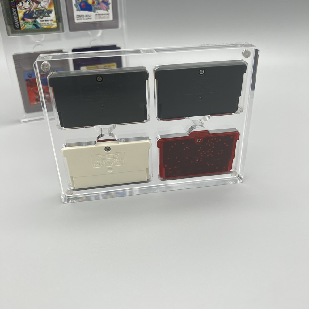 غطاء شفط مغناطيسي من الأكريليك - مراجعة Game Boy Cartridge Holder وسعره