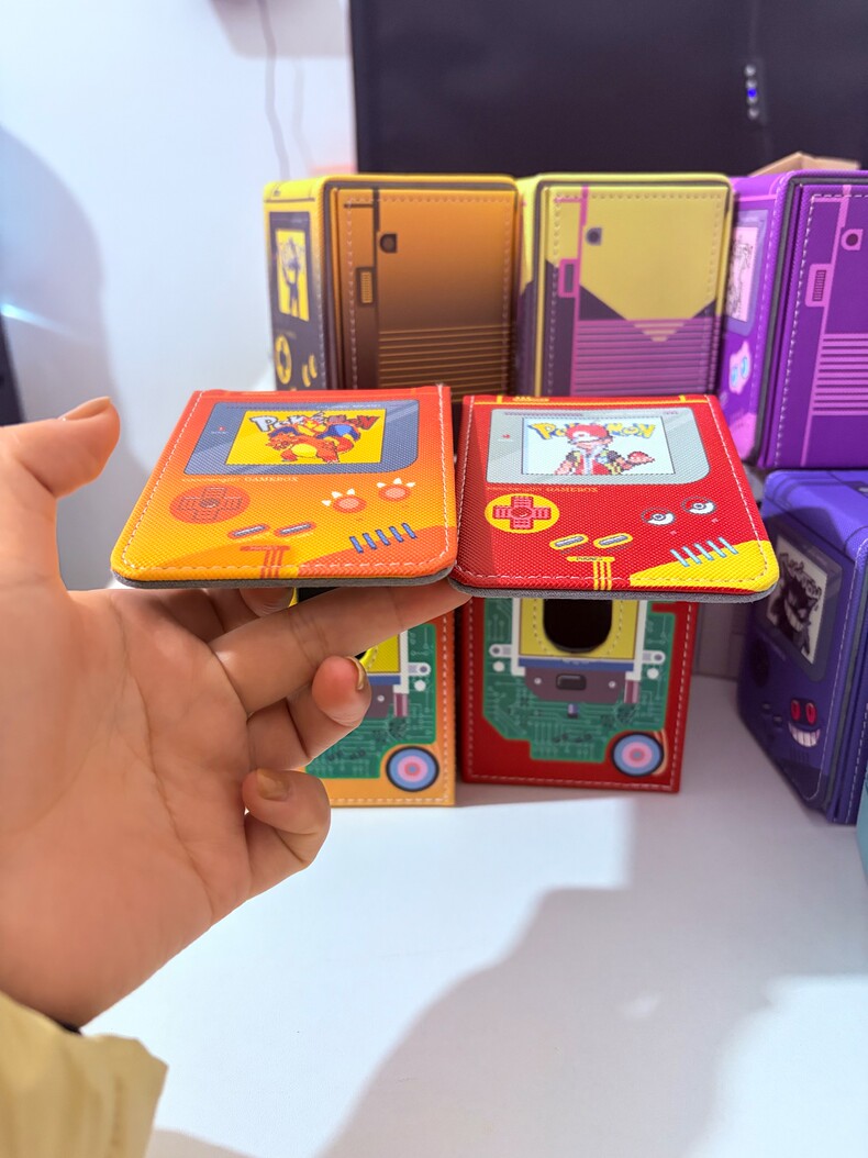 صندوق تخزين بطاقات بوكيمون بتص - مراجعة Retro Gaming Expo وسعره